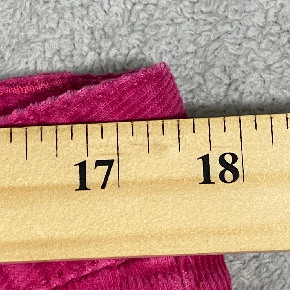 Gap 1969 Real Straight Pink Corduroy Pants‎ Womens Size 33/16 Straight Leg